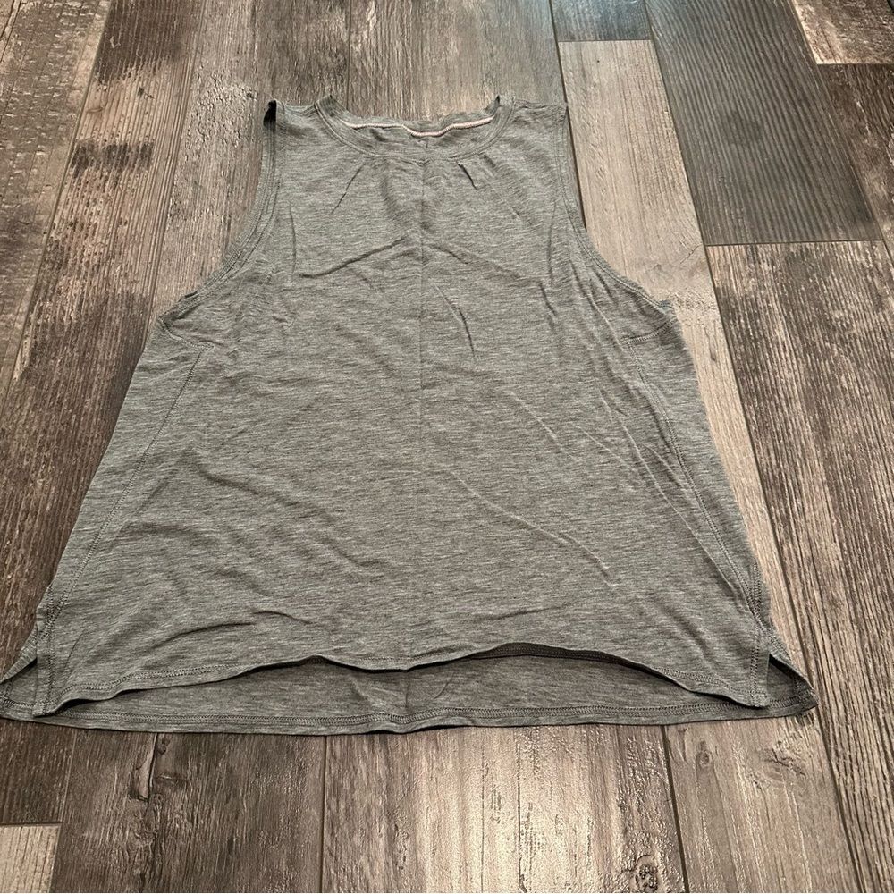 Ivivva Gray Sleeveless Athletic Tank Top, Loose Fit Size 12/14